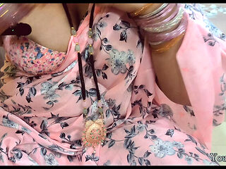 Bhojpuri Bhabhi Fucked Hard by Devar at Home - Desi Indian MILF Big Ass Doggy Style POV