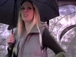 Fucking this round ass blonde is the hottest thing