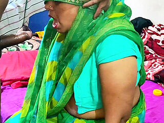 Indian Housewife Rough Anal Fucking - Desi Aunty Doggy Style & Dirty Talk