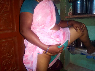 Village Beauty Saree Aunty Romance