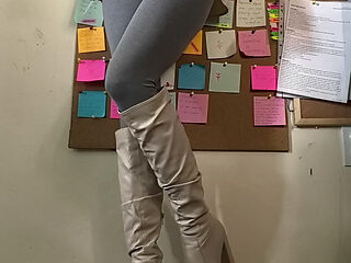 Squirting in my leggings and boots while teaching