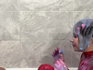 Latex Gunge with Belle Ohara