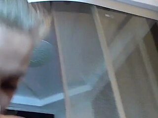 The toilet was so dirty I can`t pee there!