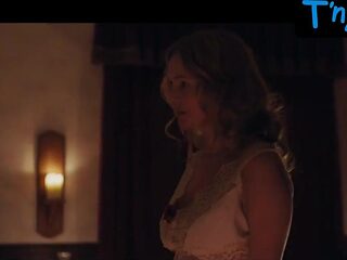 Heather Graham Bum, Milk cans Gig in The Last Stepson