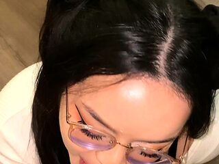 -onlyfans- eve darlingg - Nerdy boy gets his BWC worshipped