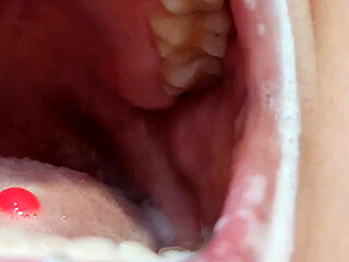 4K Tongue Mouth Uvula Face Toothbrushing Good Quality Image