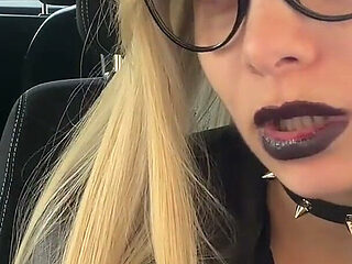 Im in the Car Honking the Horn with My Big Ass My Tits and My Hands Im Masturbating While Doing It and Showing off