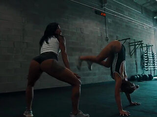 Babymommafit Works Me Out in Miami