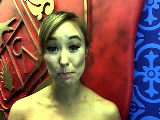 Blonde emo amateur solo masturbation