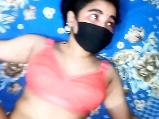 Dark Room Desi Bhabhi Fuck - Homemade Indian Couple Sex in Missionary & Doggy Style