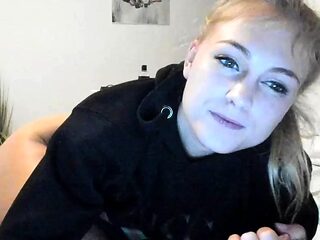 Amateur Blonde Teen Intense Masturbation HD