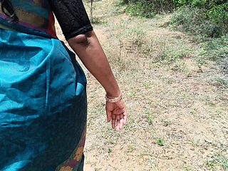 Indian Family Function Outdoor Sex with Stranger - Pushpa Valli & Magilmathi Public Fuck