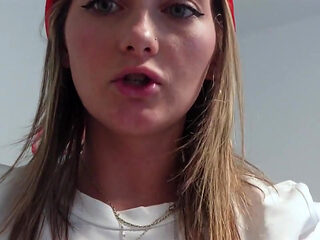 Peyton's Sultry '50s Giantess Fantasy 4K POV Tiny Thrills Await!