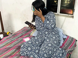 Indian Bhabhi Calls Boyfriend to Bathroom for Rough Sex with Clear Hindi Audio