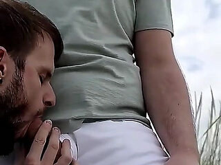 Coquette & Brad: Real French Couple Exhibits and Sucks Together!