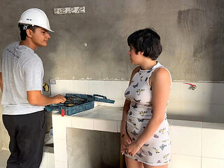 Sexy Latina Manuela Alvarez gets wild anal with strong mason in taboo stepmom roleplay