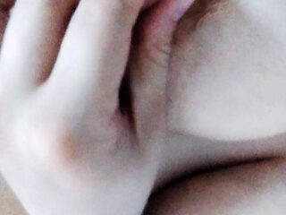 6 Minutes of Intense Play with My Huge Nipple Hollows and Sagging Breasts