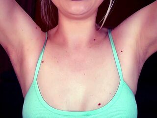 Miss Amellia - Gym Sweat Pervert
