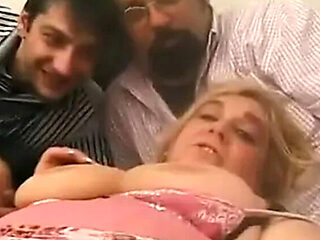 Italian Amateur Sluts Pissing Orgy Fun in Toilet Gangbang