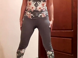 Pee My Gym Pants at the Closed Loo's Door