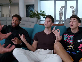Sienna Day Begs for Hardcore Gangbang with Double Penetration and Gets Me to Be the Fluffer! - Yasmina Khan