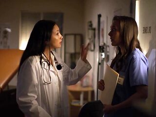 Sinn Sage talks Vicky Chase into sinful fucking