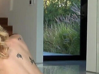 Lesbians Hayden Hawkens and Kiara Diane Kiss and make love