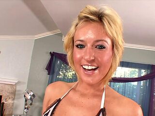 Heavy Bumped Pussy Of Horny Teen Camel Toe Looks Fine