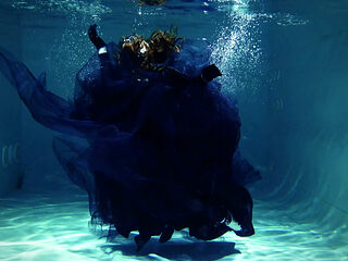 Underwater shooting - full backstage