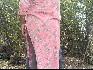 Outdoor Unexpected Hot Romance with Fuck