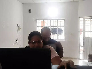 Housewife Cheats on Husband with Repairman - Hard Kitchen Fuck & Good Blowjob