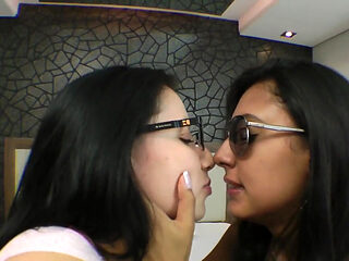 Hot kisses by mysterious princess and cici student