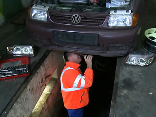 Tattooed German blonde amateur gets fucked hard by horny dude in car