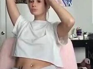 Xoxoitsriah tt live poon glide