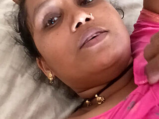 Desi Bhabhi Gudinya's Video