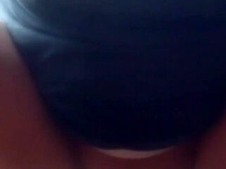 Pissing From Fat Cunt