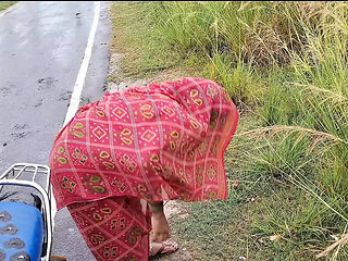 Desi Bhabhi Outdoor Blowjob and Doggy Style Sex with Young Boyfriend