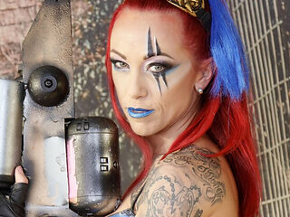 399 Anne Wild as Future Warrior Cosplay Girl