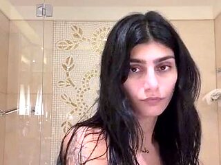 Mia Khalifa Nighttime Nude Routine Sextape Onlyfans Video