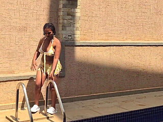 Rich Woman Masturbate in Her Swimming Pool