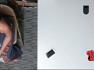 Caught shoplifter blows guard then fucks in stockroom