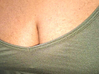 Asian Woman at Bathroom Hottest Video