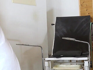 Anal Temperature Measurement of Hot GILF Linda G