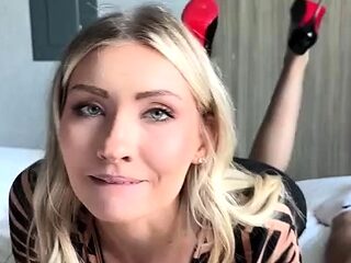 Emma Sirus Office Slut Enjoys Lucnh Break With Co Worker