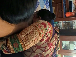 Foursome MILF Enjoy with Yung Single Boy