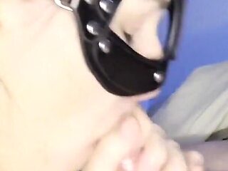 I Suck Him Dry Before the Gym so He Won't Get Distracted by Other Gym Sluts