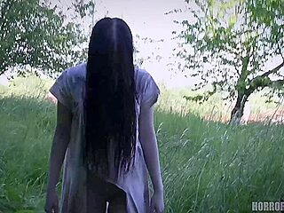 HORROR PORN: The Girl from The Well