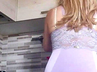 Hot Girl in the Kitchen Without Panties