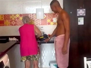 MILF Mya Milf Can't Resist Young Man Jhony Bomba's Big Cock After Shower - Homemade Blowjob & Sex