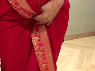 Sassy Riya #5 Wearing Saare